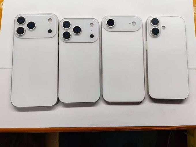 四款iphone 17 蘋果手機整齊排列桌上